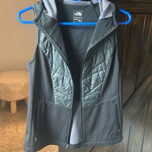 The North Face flashdry vest